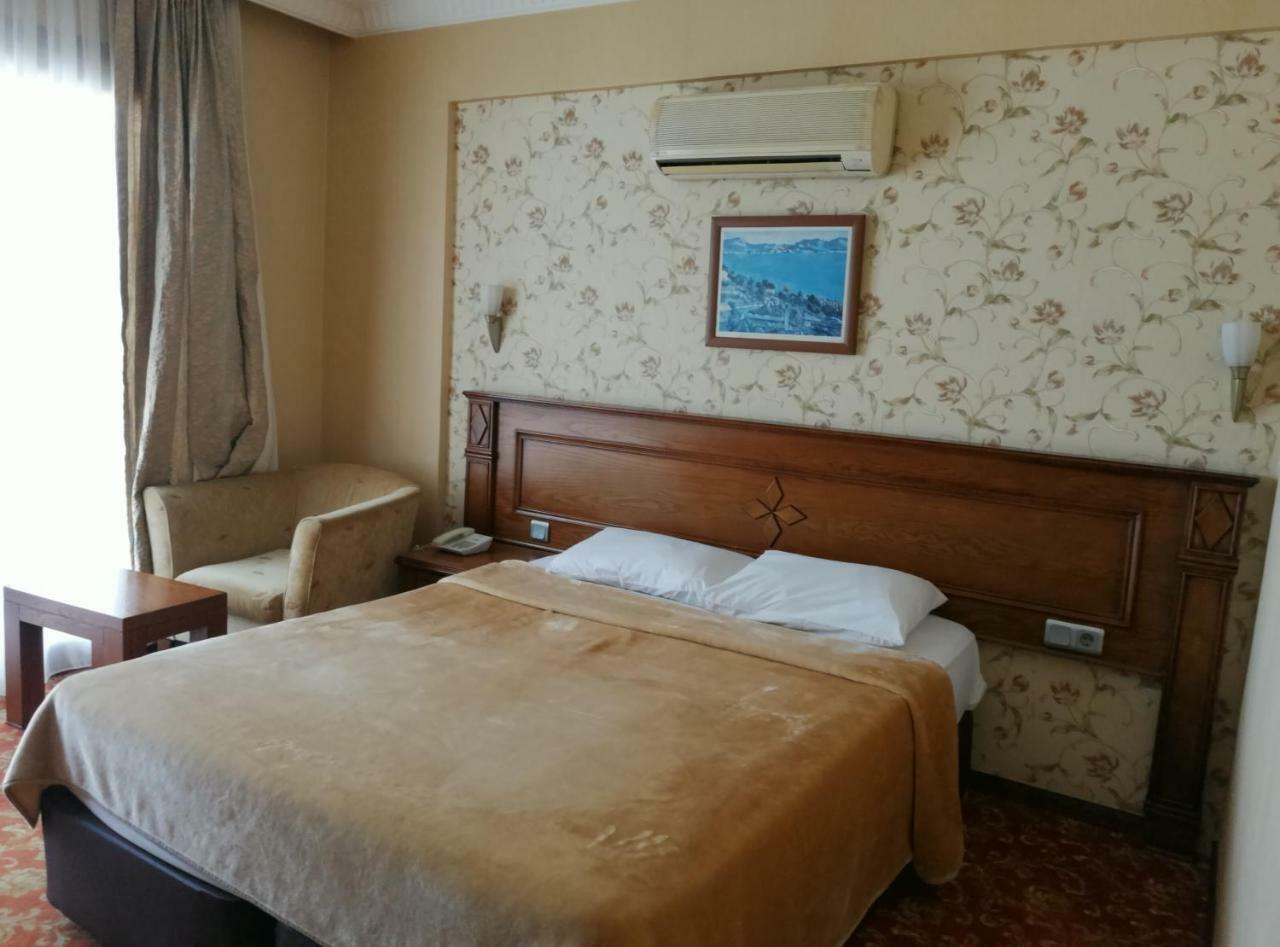 Candan Beach Hotel Marmaris Exterior photo